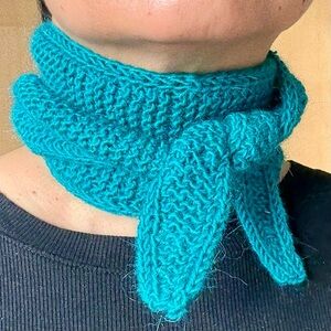 Sophie Scarf Bandana Hand Knit Size XS